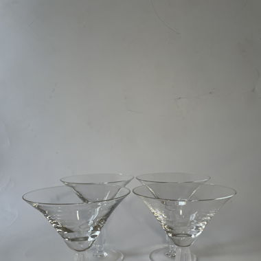 4 verres à cocktail en cristal 