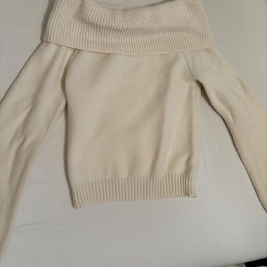 Maglione Beige con Collo Bardot