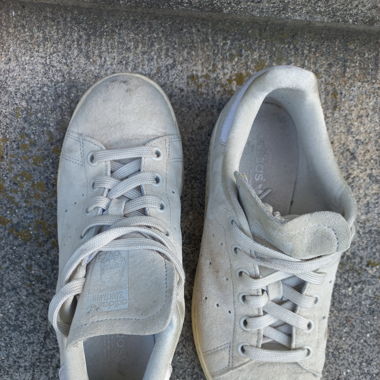 Adidas Sneakers
