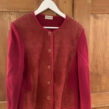 Cardigan en maille rouge vintage Devernois Paris