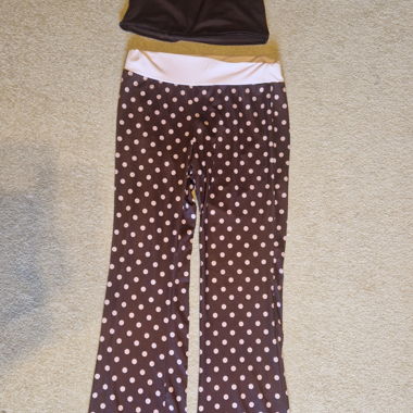 Zweiteiler, Halterneck Top & Bootcut Leggins