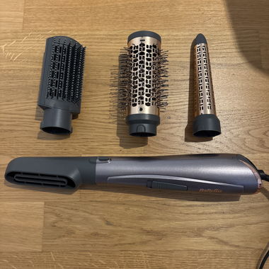 BaByliss Föhn mit 4 Aufsätzen 