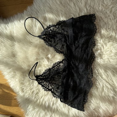 Bralette in pizzo nero