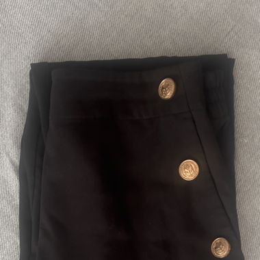 Zara Hose mit Knöpfen Gr M