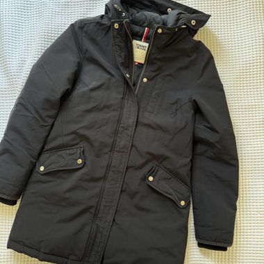 Tommy Hilfiger schwarze Winterjacke M