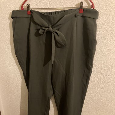 Dark green dress pants