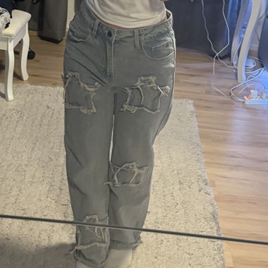 Wide leg Jeans mit Sternen fetzen