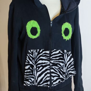 Felpa con zip zebrata nera