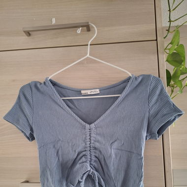 Blaues T-Shirt