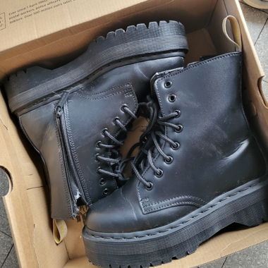 Dr. Martens Jadon II Mono (38)