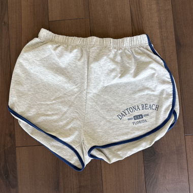 shorts gris décontractés