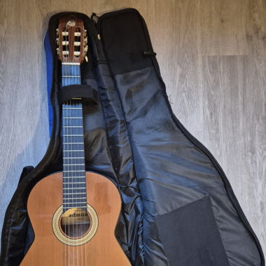3/4 Gitarre Admira mit Stoffbag