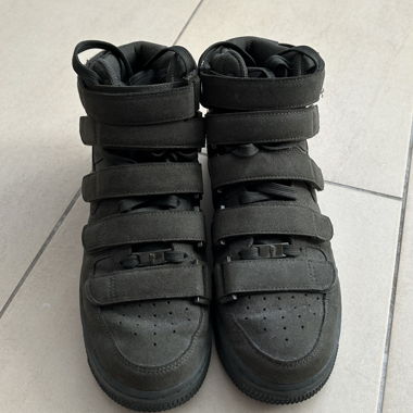 Billie Eilish Nike Air Force 1