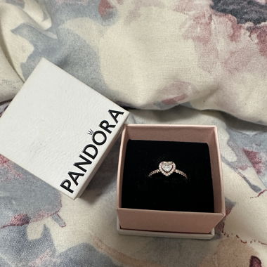 Rosa Pandora Ring 