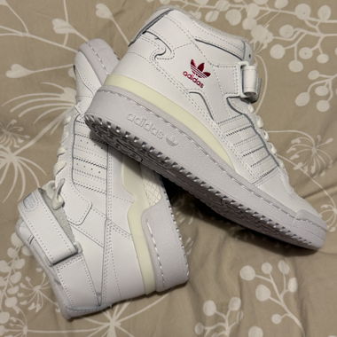 Baskets montantes Adidas blanches