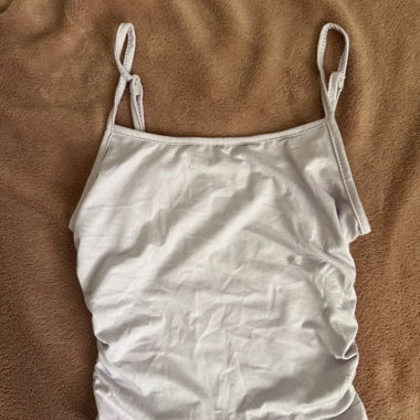Weisses Satin-Top