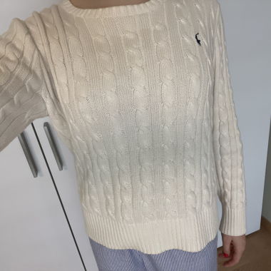 Weisser Polopullover