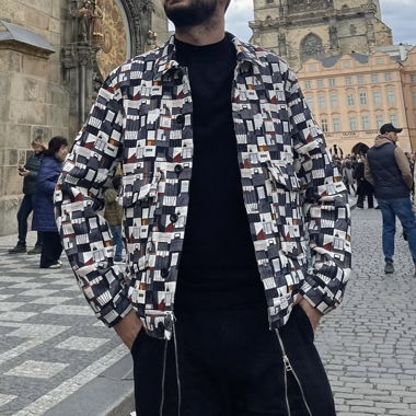 Leichte Jacke mit Muster