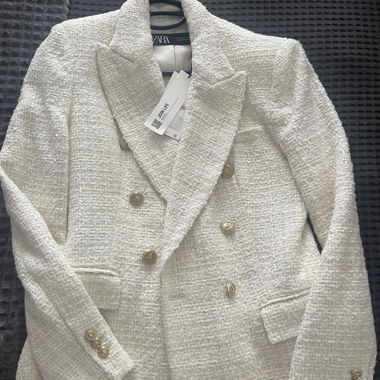 ZARA Boucle Blazer White