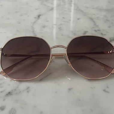 Sonnenbrille