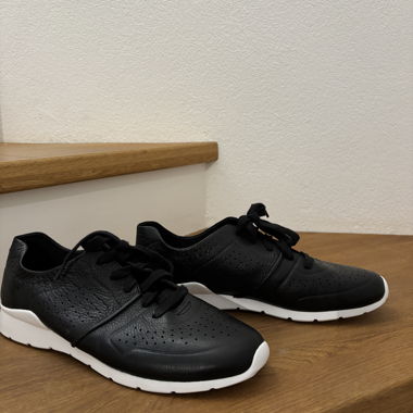 Sneakers UGG Tye 43, pelle scamosciata nubuck, nero