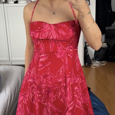 Zara Blumenkleid