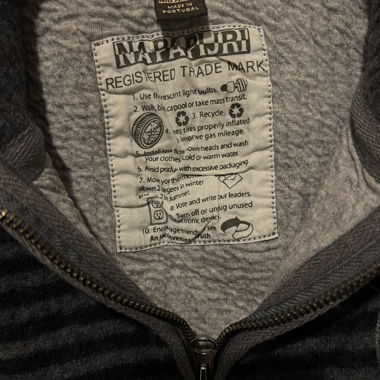 Maglione Napapijri in misto lana, taglia M.