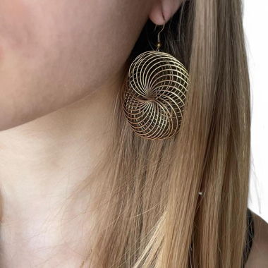 golden vintage spiral earrings