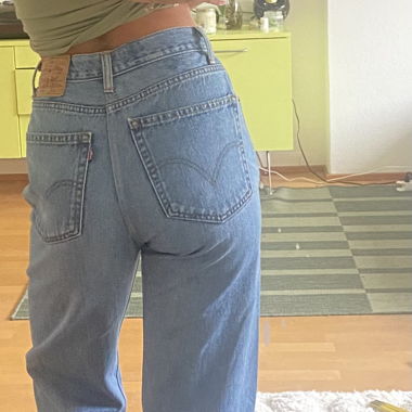 Levis high waist wide leg, gr. waist 28