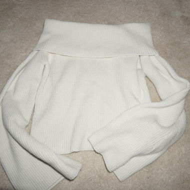 White Ribbed Knit Sweater Off-Shoulder