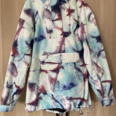 Veste de ski colorée avec capuche