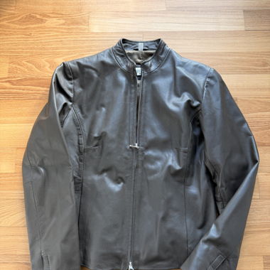 Giacca in pelle nera taglia 38