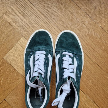 Moosgrüne Vans, 2x getragen