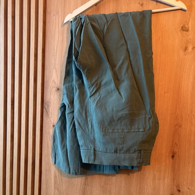 Tolle weite Hose