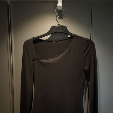 Haut pull top asymétrique noir - taille S-M