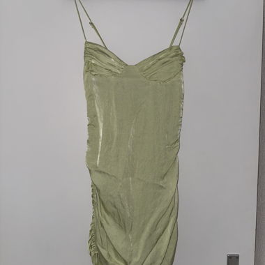 Mini abito in raso Zara