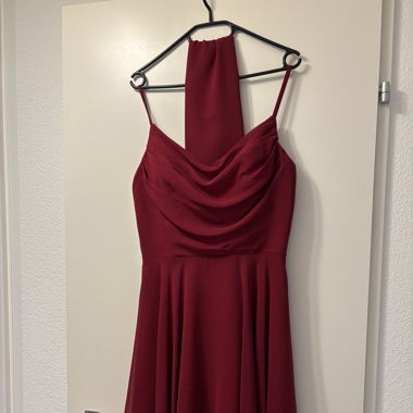 Kleid neu und ungetragen