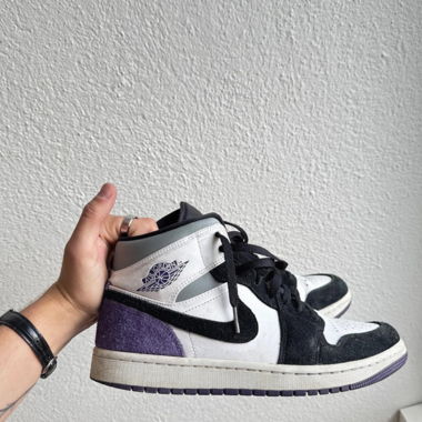 Nike Air Jordan 1 Retro Mid SE “Court Purple”