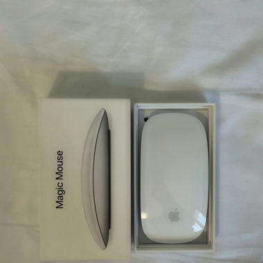 Magic Mouse 2 Apple — état impeccable