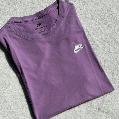Nike Violett T-Shirt