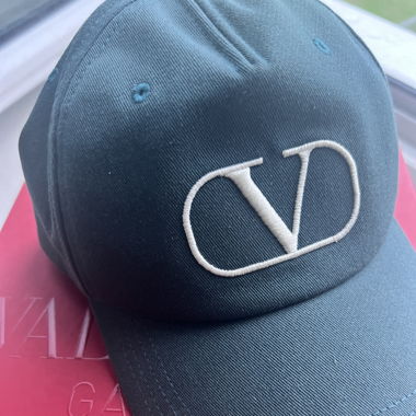 Valentino Cap