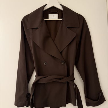 Brauner Trenchcoat