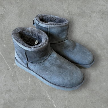 Uggs Grigio 42