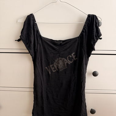 Top nero Versace