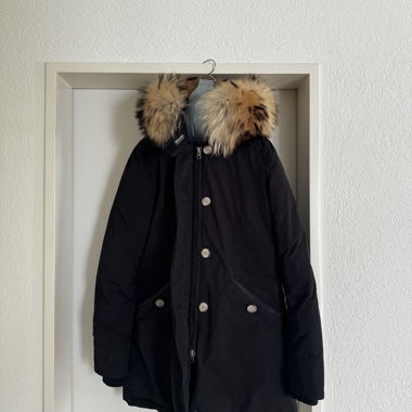 WOOLRICH Daunenparka mit Fellkapuze