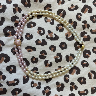 Collana di perle vintage con dettaglio cuore