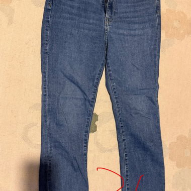 Jeans aus blauem Denim