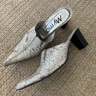 heeled mules