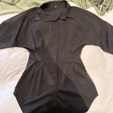 Figurbetontes schwarzes T-Shirt - Grösse S