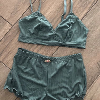 Top e Shorts non indossati, taglia S